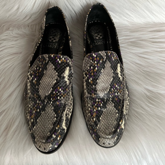 Vince Camuto Faux Snake Skin loafers - Picture 3 of 5